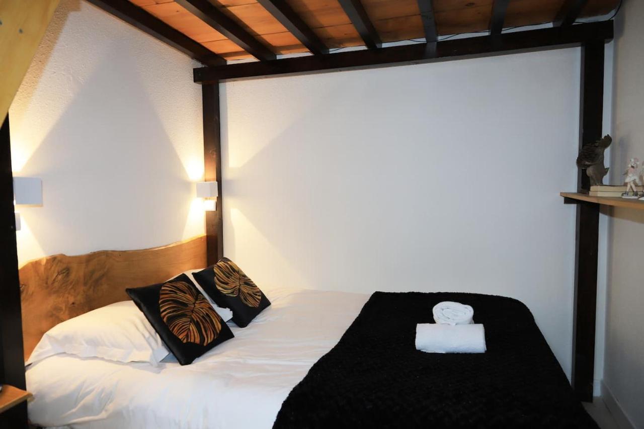 Lodge & Castle - Vue Chateau - Climatisation - Majord'Home อานซี ภายนอก รูปภาพ